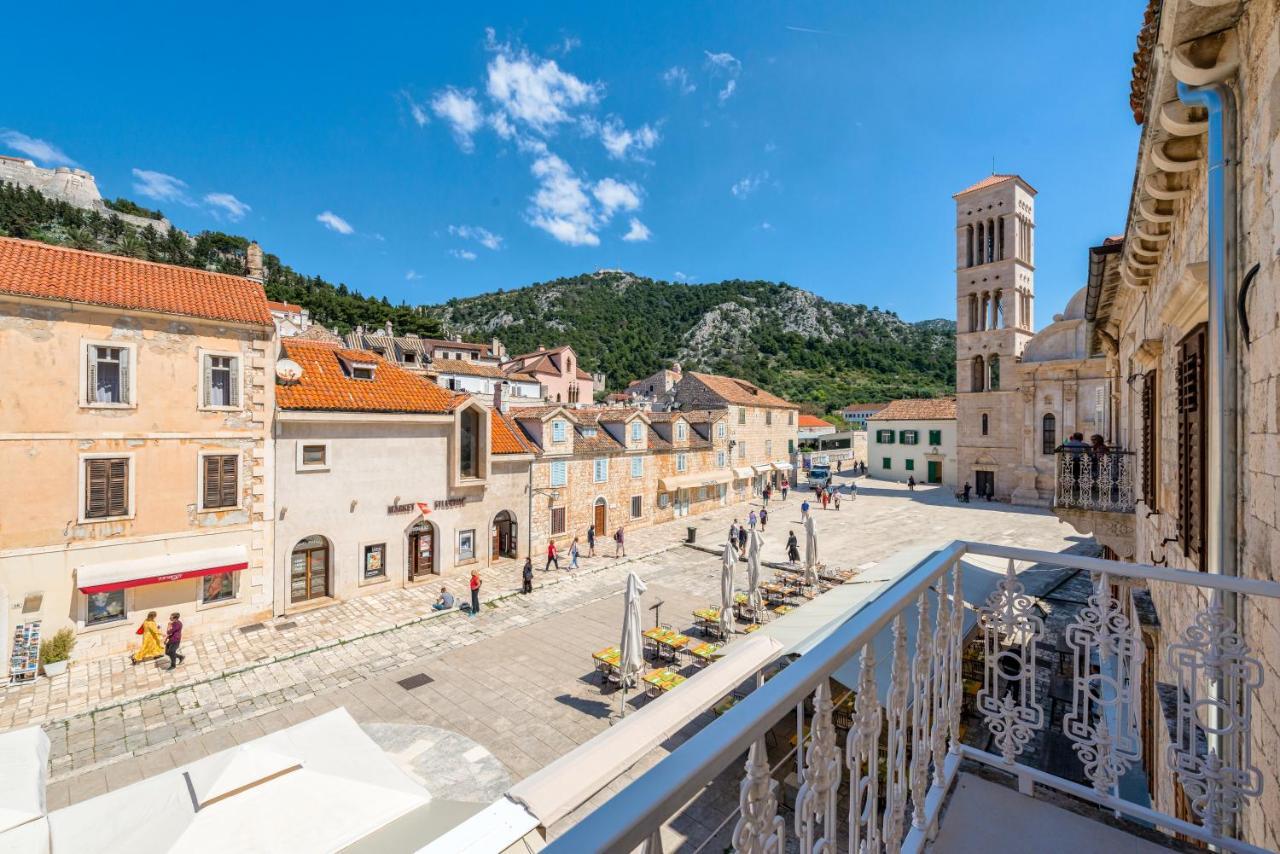 Tudor 2 Apartment Hvar Town